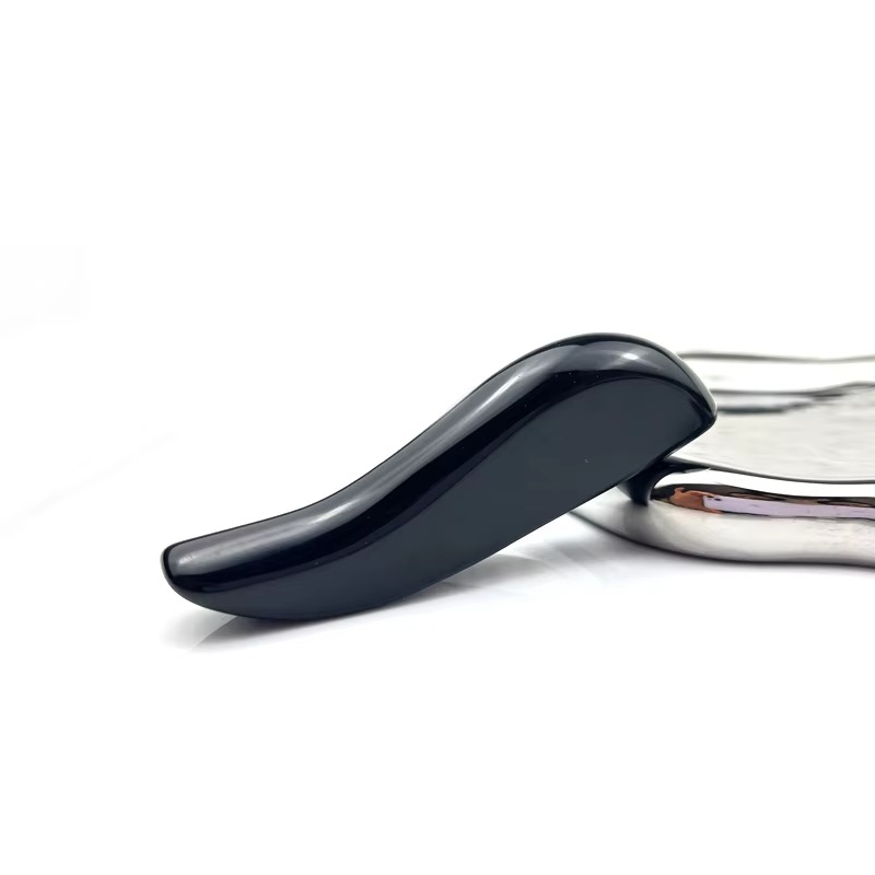 Narzędzie Gua Sha z obsydianu  – Skincare Queen recenzja i cena